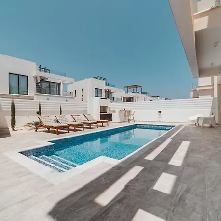 Villa Palm Protaras