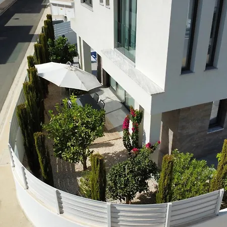 Villa Palm *